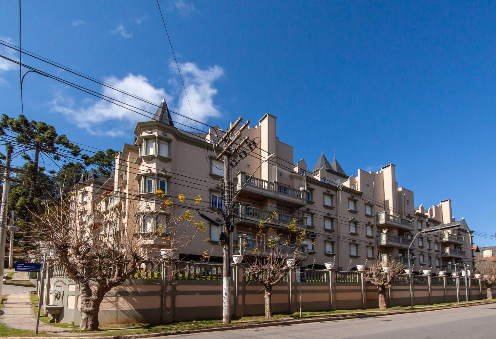 Chateau Du Loire 21 Apartment - Campos do Jordao, Campos do Jordao